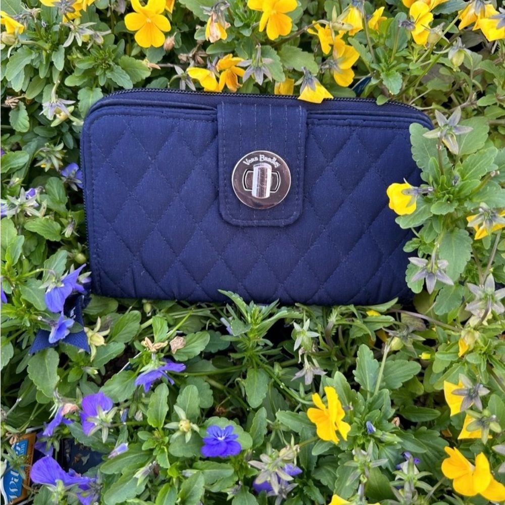 Vera Bradley RFID Turnlock Wallet in Classic Navy